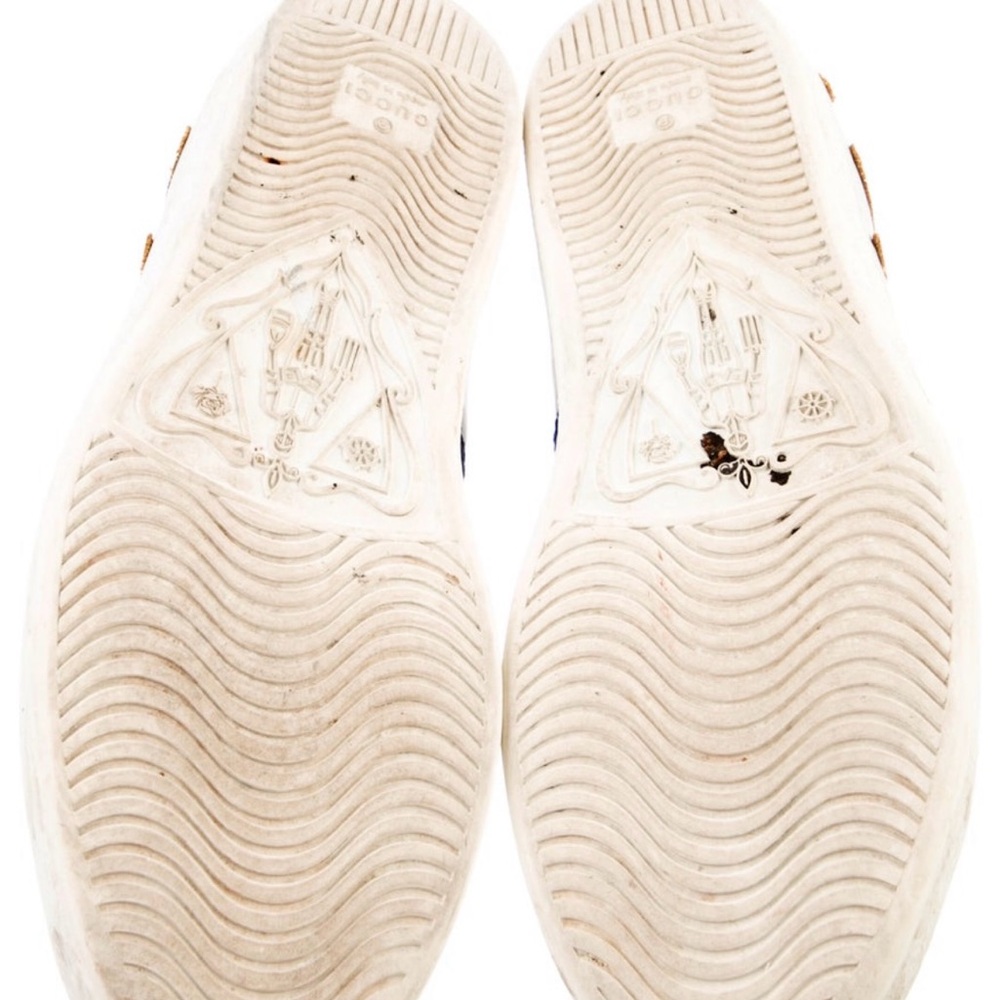 ..SOLD..Authentic Gucci Sneakers - Picture 3 of 6